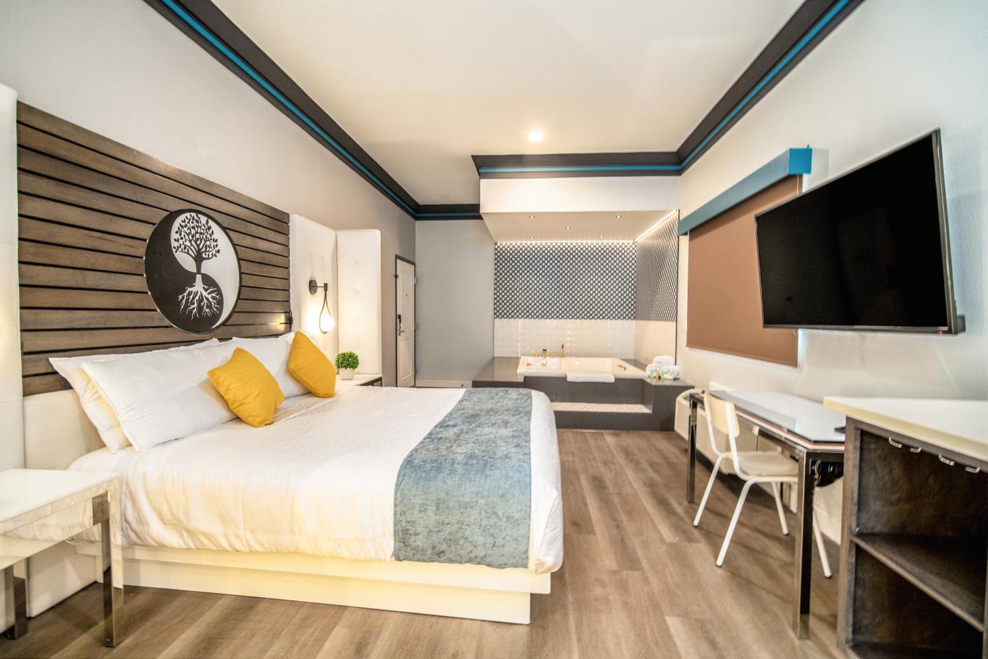 Aspire Inn Studios & Spas Bellflower Exterior foto